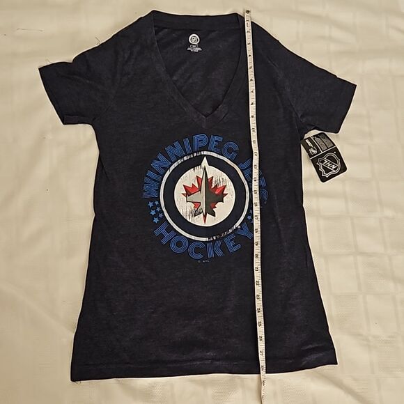 NHL Women's Hockey Logo Winnipeg Jets T-shirt Navy Blue Medium - Picture 12 of 16